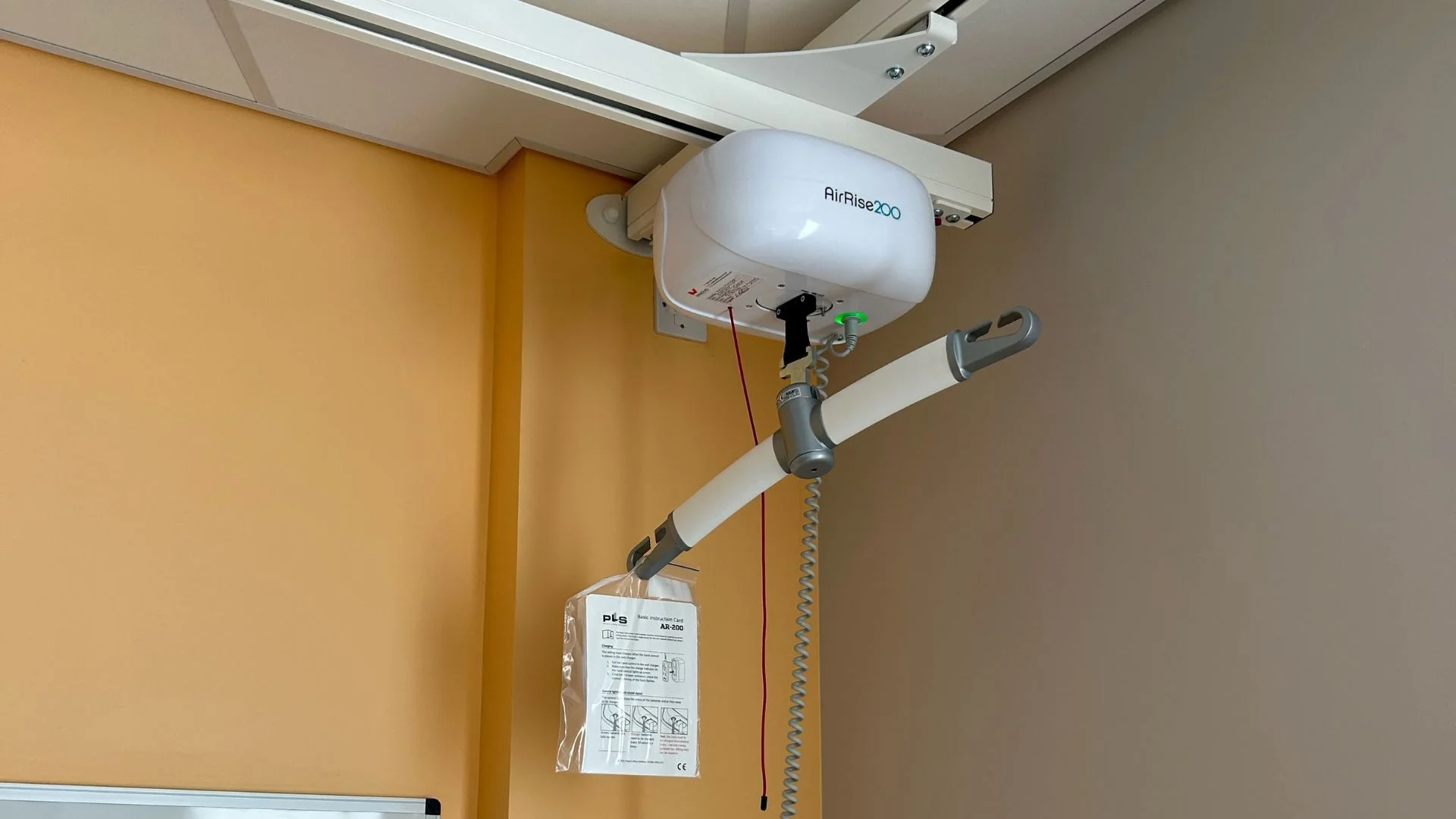 Innova Hoist Midland Met Hospital
